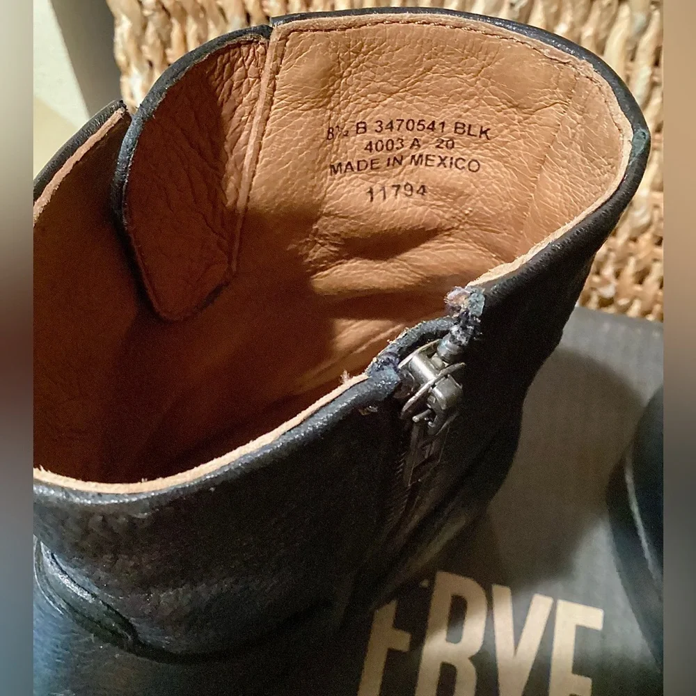 BNIB FRYE Boots 8.5B - Picture 7 of 9